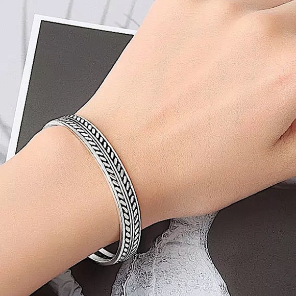 Sterling Silver Pattern Bangle Cuff Bracelet - Picture 5 of 5